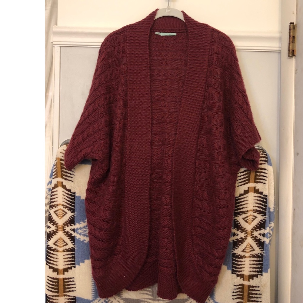 Maurices red/maroon sweater, SIZE L